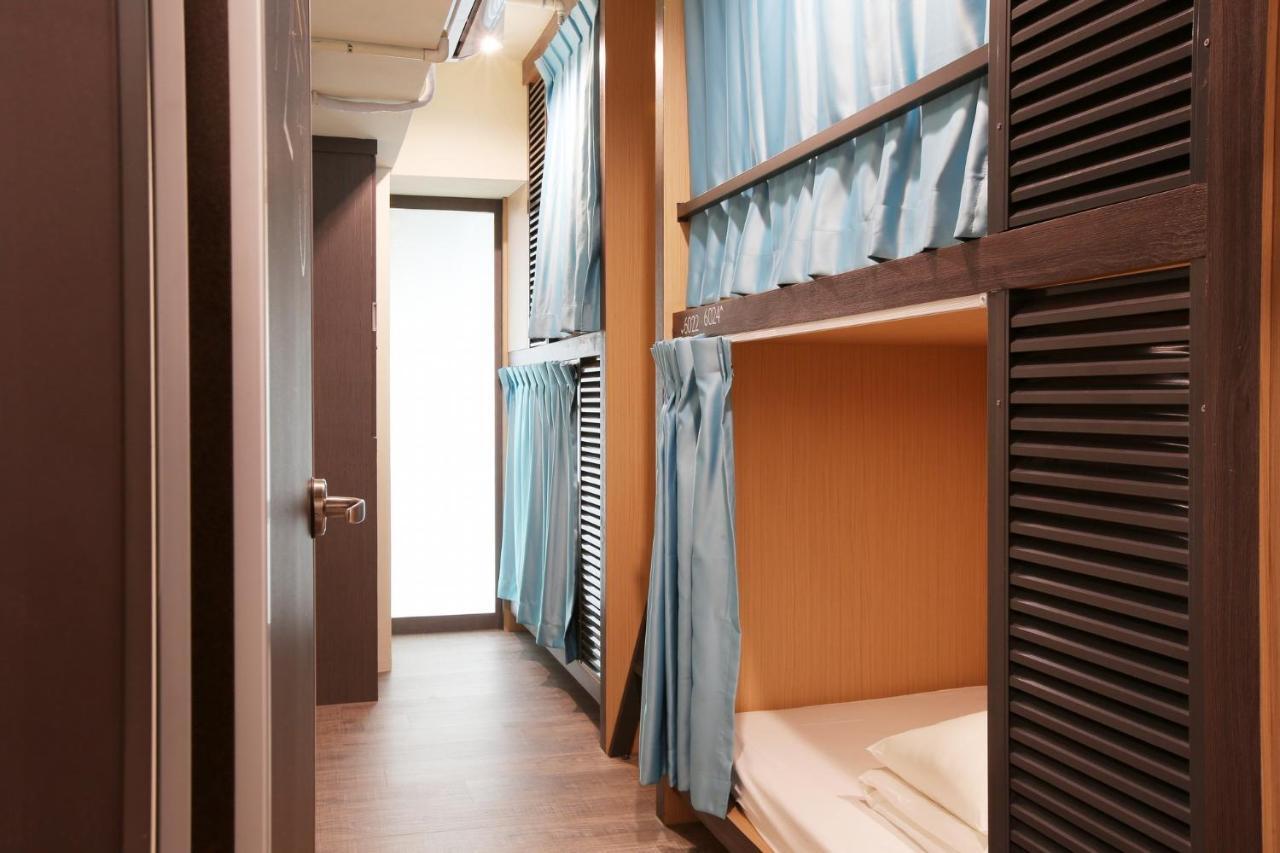 Loosha Hostel Тайчжун Экстерьер фото